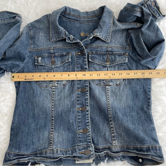 Kut from the Kloth Denim Amelia Jacket Women’s Size XL Medium Wash Red Lips - Picture 9 of 10